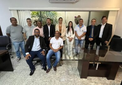 SINFPPEL participa de reunião na Câmara Municipal e debate proposta de reajuste salarial dos servidores